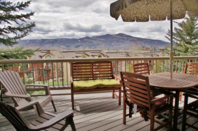Walk to Slopes, Heated Pool & Hot Tub, Ground Level Unit